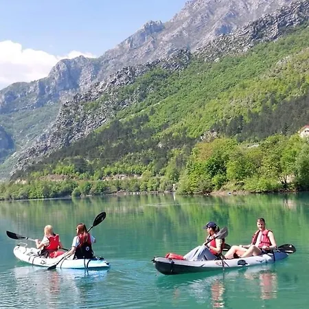 לינה וארוחת בוקר Pocitelj